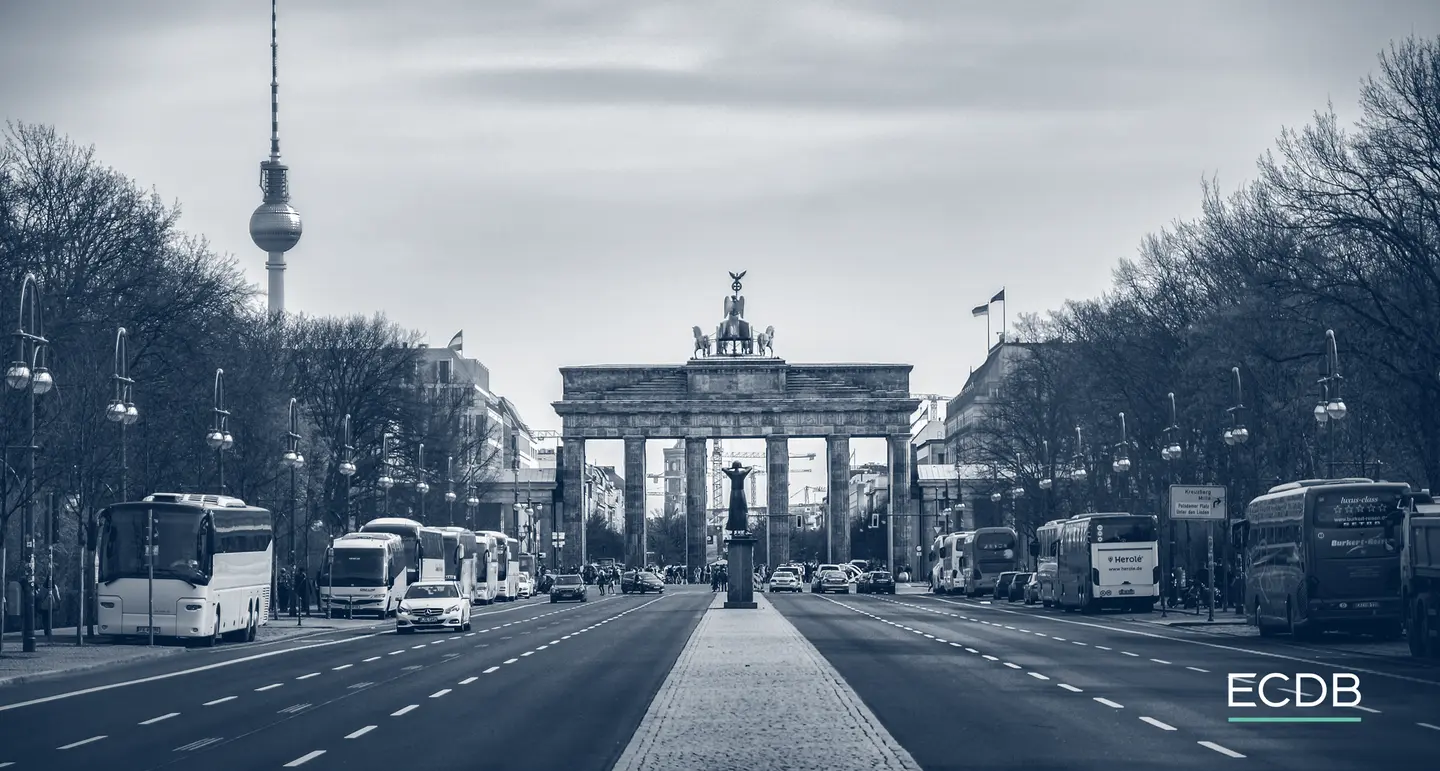 Brandenburger Tor (blue) Unsplash